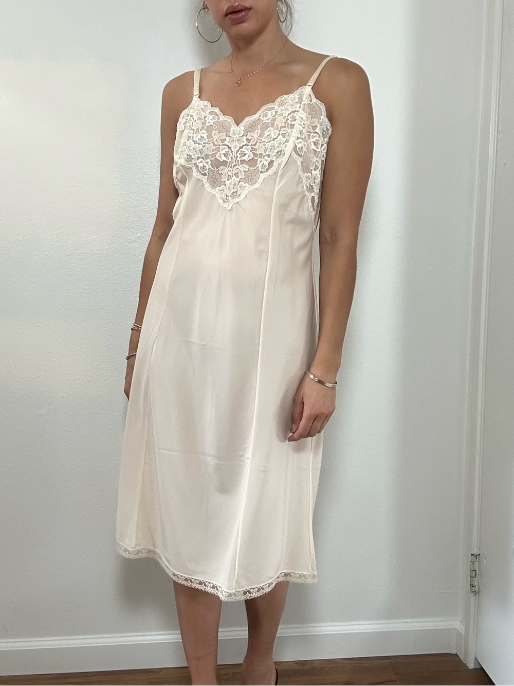 Vintage Elegant Cream Lace Trim Slip Midi Dress Spaghetti Straps Size M - Picture 3 of 14
